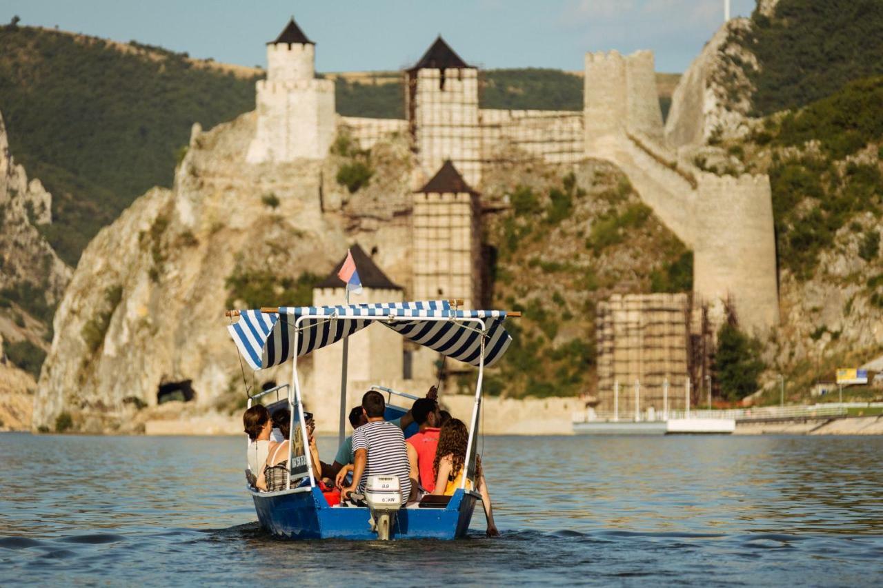 Apartments Barocco Golubac Zewnętrze zdjęcie
